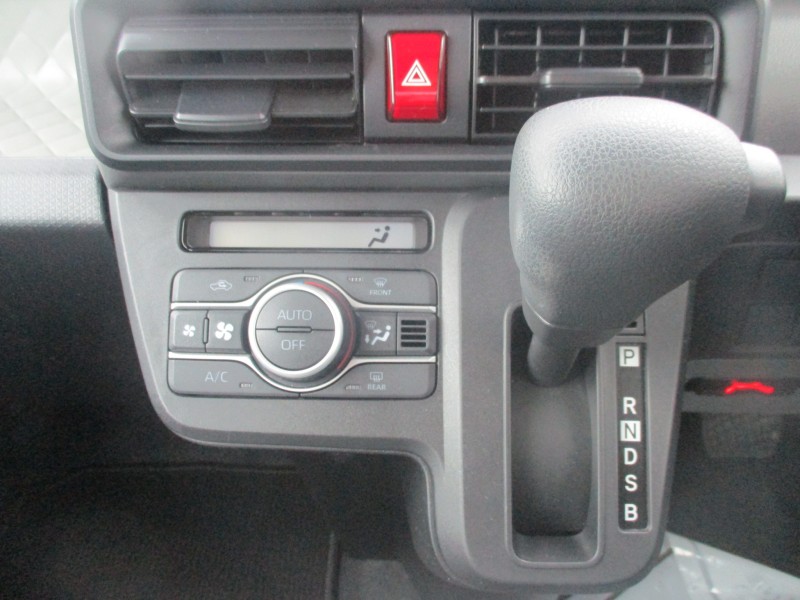 ダイハツ タント 15枚目