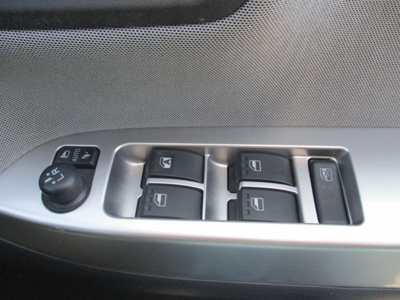 ダイハツ キャストアクティバ 13枚目