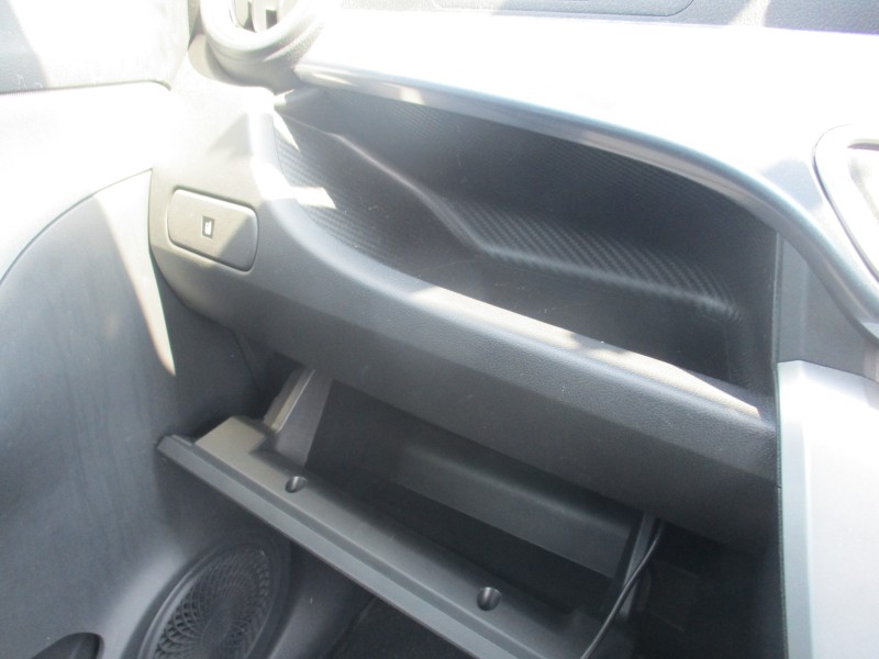 ダイハツ キャストアクティバ 15枚目