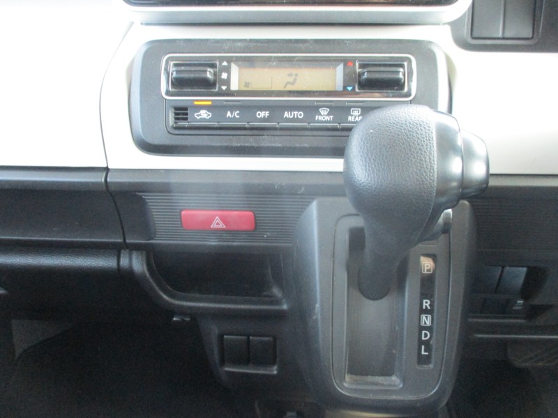 スズキ スペーシア 16枚目