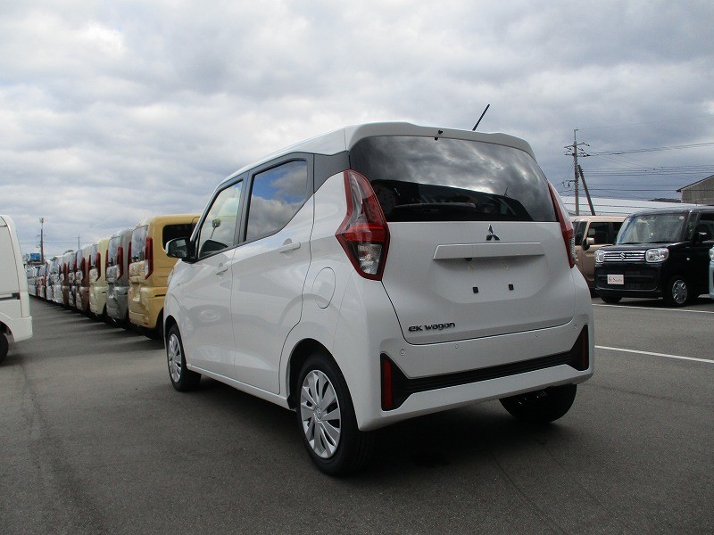 三菱 eKワゴン 9枚目