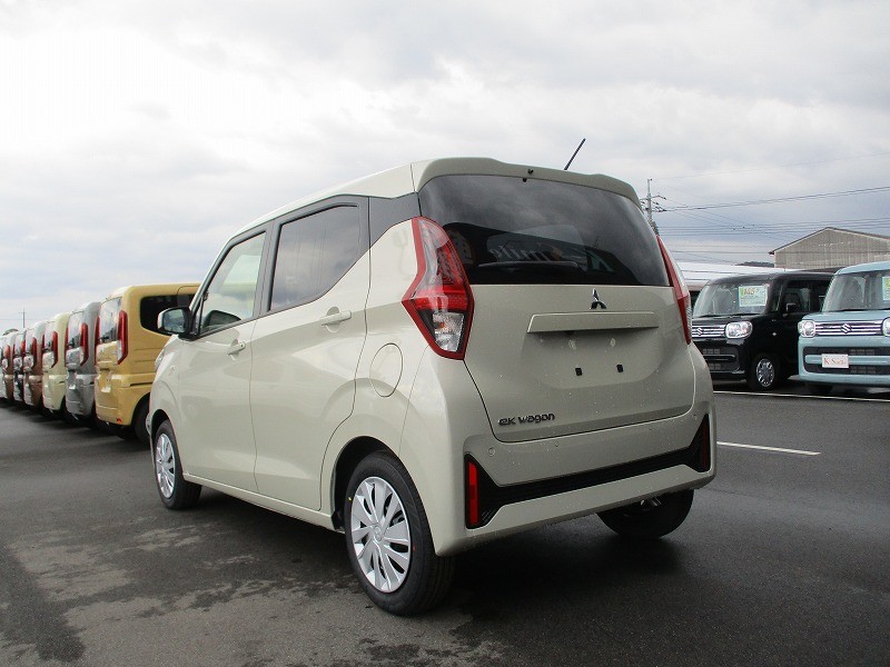 三菱 eKワゴン 9枚目