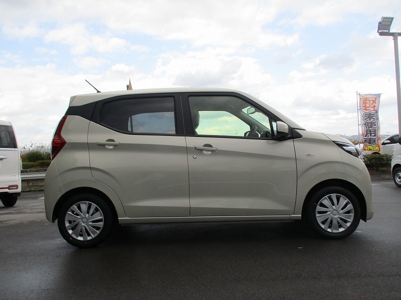 三菱 eKワゴン 4枚目
