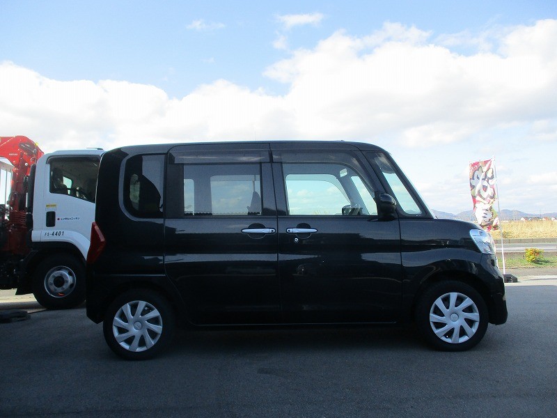 ダイハツ タント 4枚目