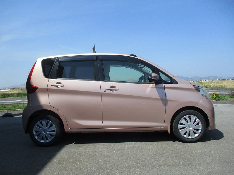 ニッサン デイズ 4枚目