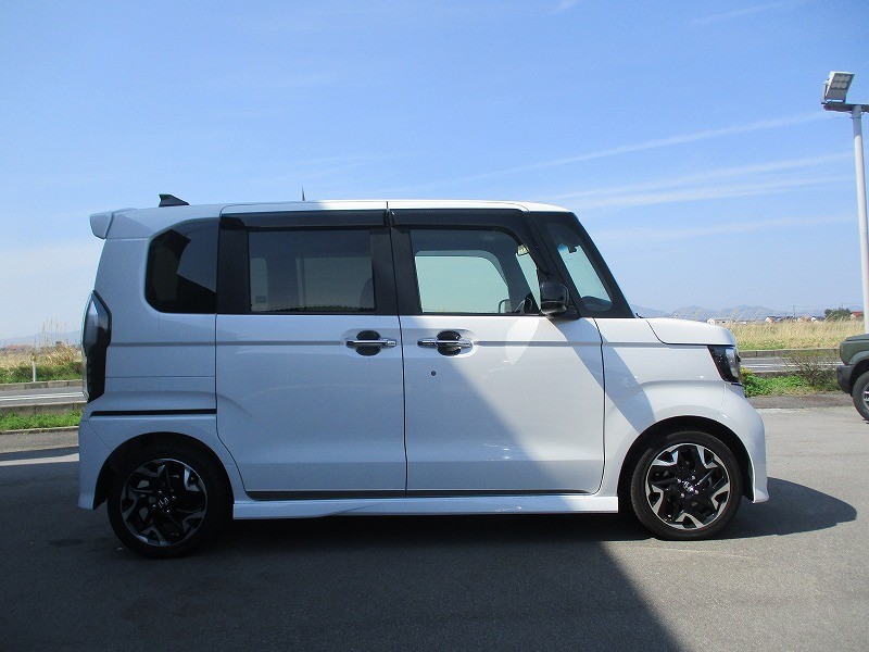 ホンダ N BOX 4枚目