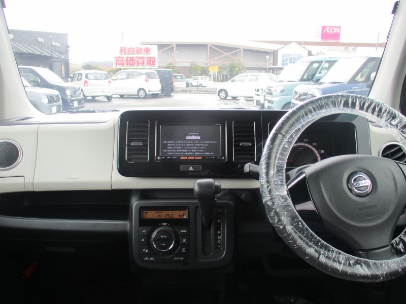 ニッサン モコ 12枚目