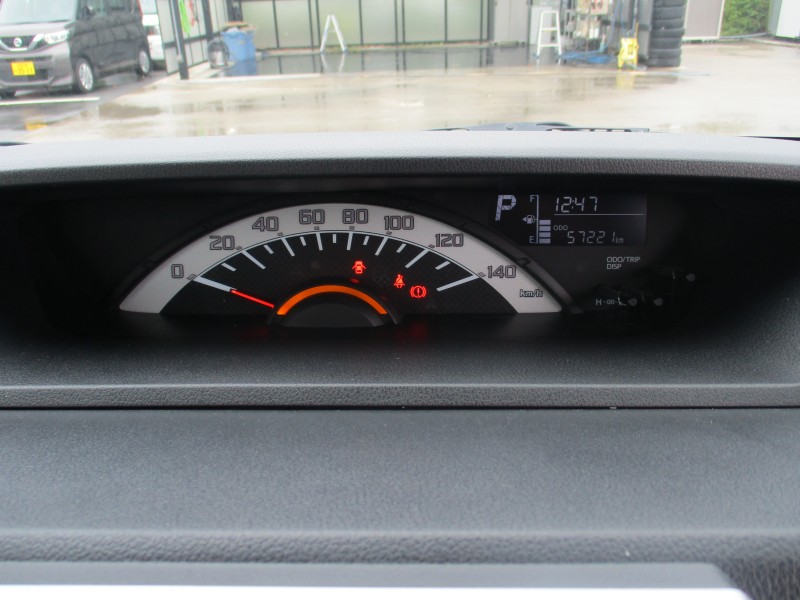 トヨタ ピクシスメガ 16枚目