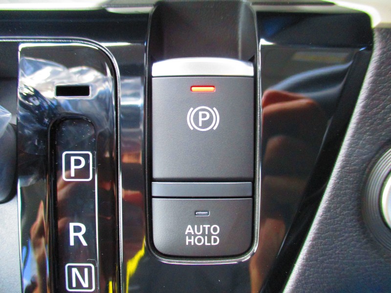 三菱 デリカミニ 17枚目