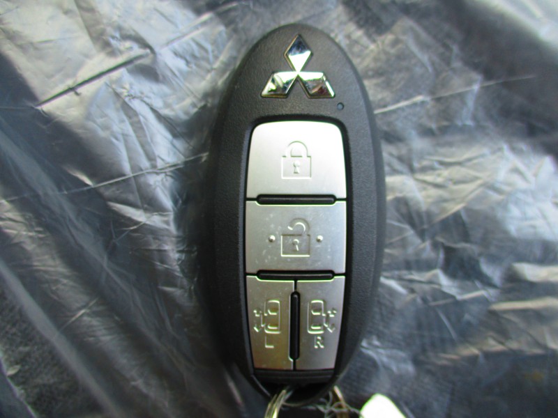 三菱 デリカミニ 19枚目