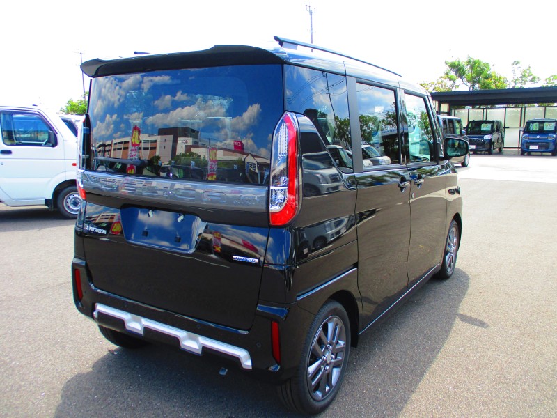 三菱 デリカミニ 4枚目