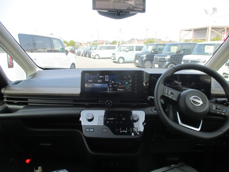 ニッサン セレナ 12枚目