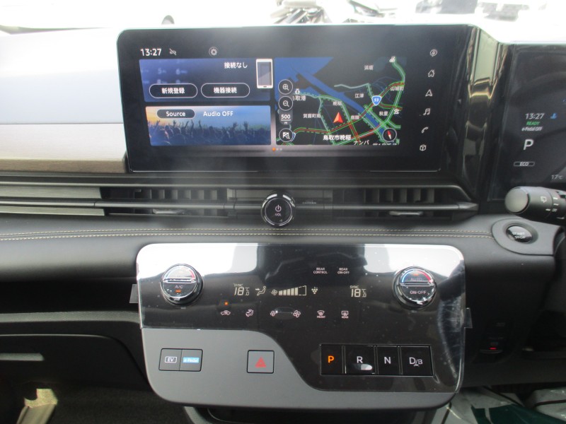 ニッサン セレナ 16枚目