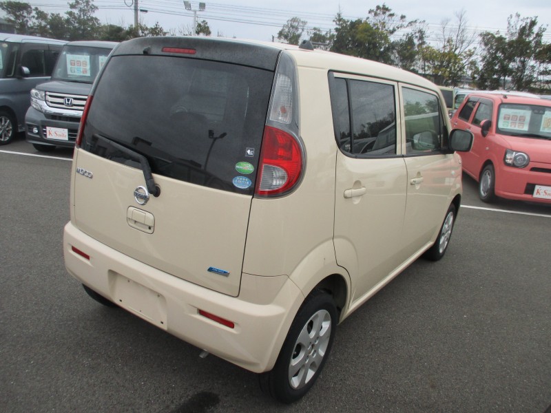 ニッサン モコ 4枚目