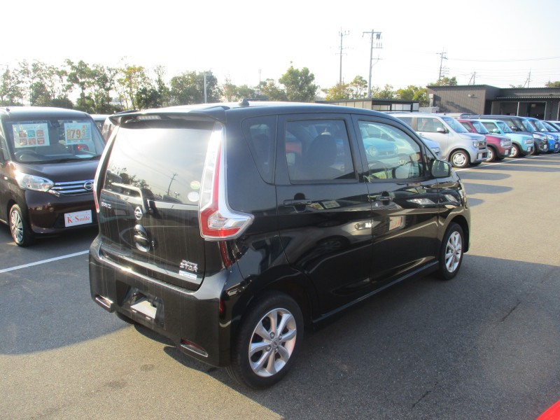 ニッサン デイズ 4枚目