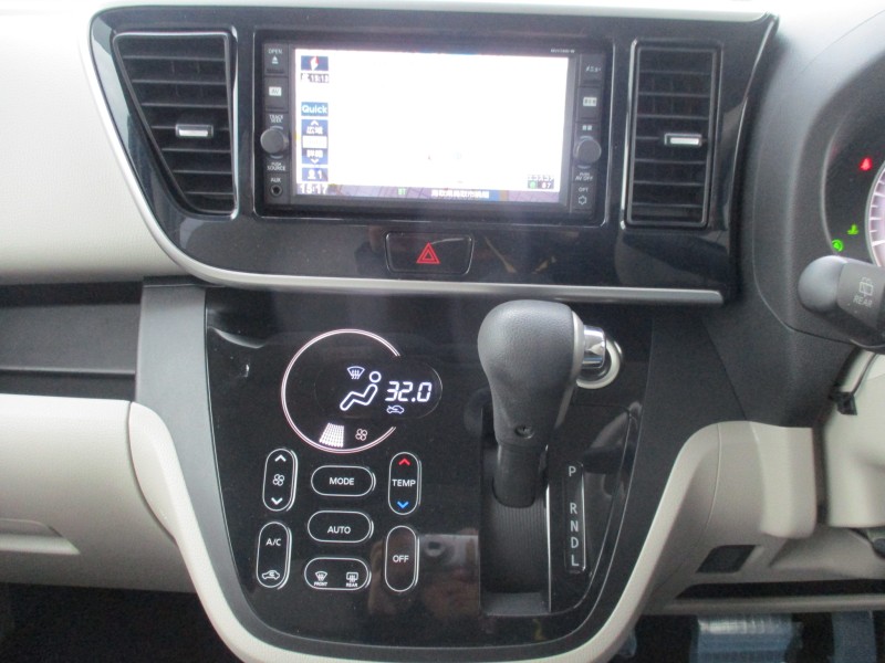 ニッサン デイズルークス 16枚目