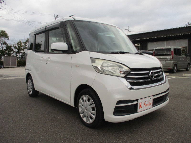 ニッサン デイズルークス 2枚目