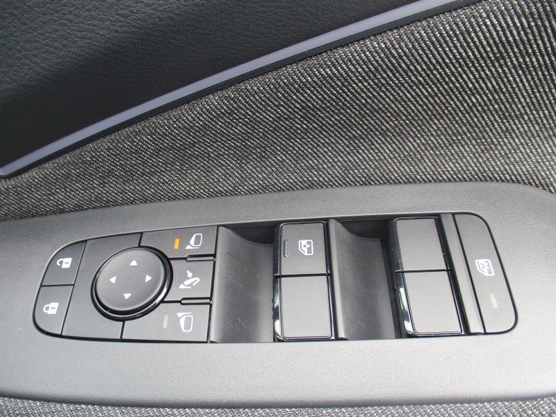 ニッサン ノートオーラ 14枚目