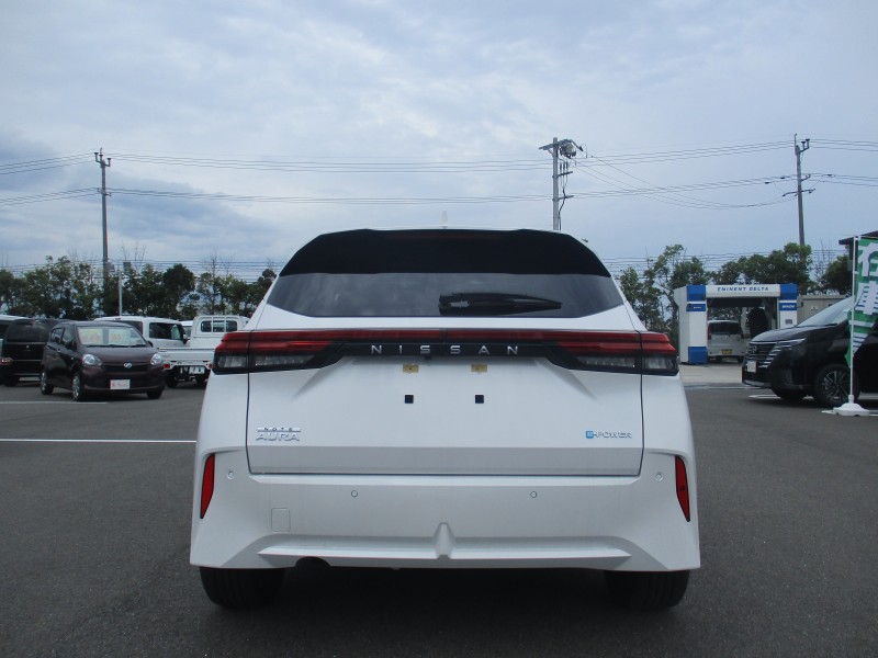 ニッサン ノートオーラ 5枚目