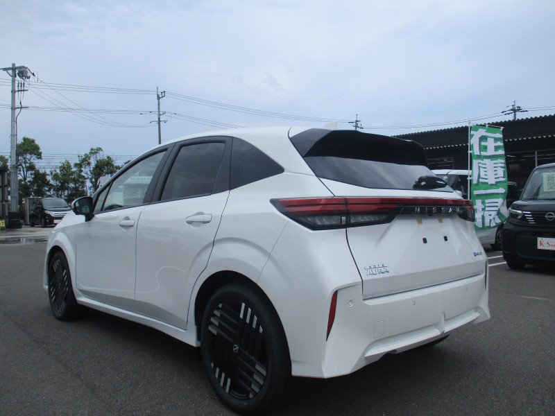 ニッサン ノートオーラ 6枚目