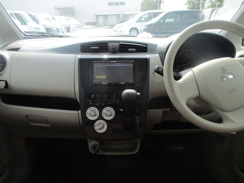 三菱 eKワゴン 12枚目