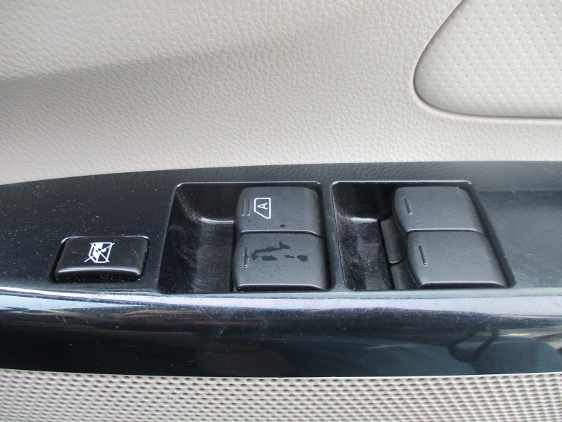 三菱 eKワゴン 13枚目