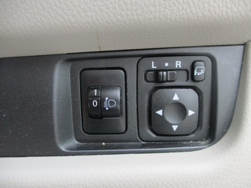 三菱 eKワゴン 14枚目