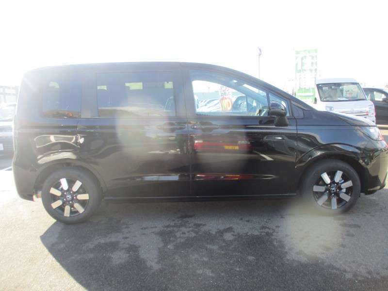 ホンダ フリード 3枚目