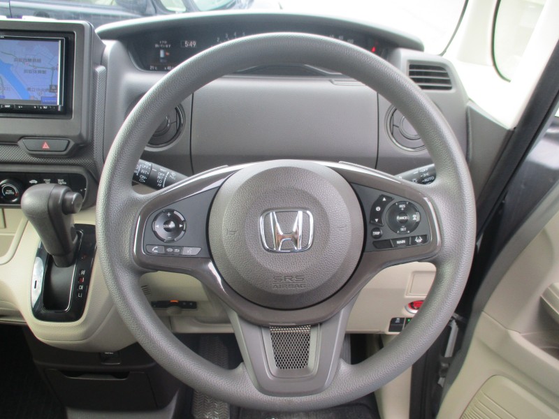 ホンダ N BOX 11枚目