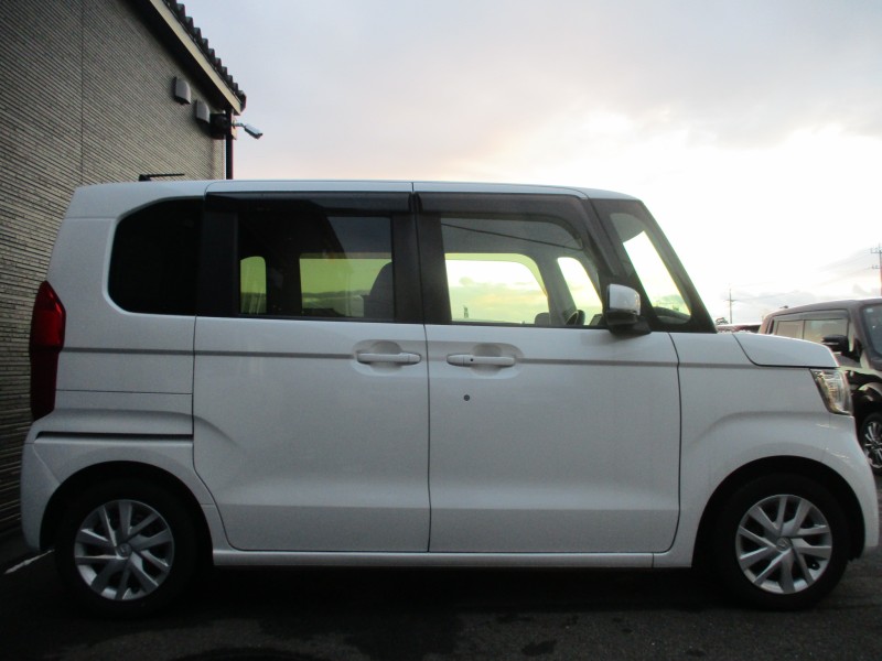 ホンダ N BOX 3枚目