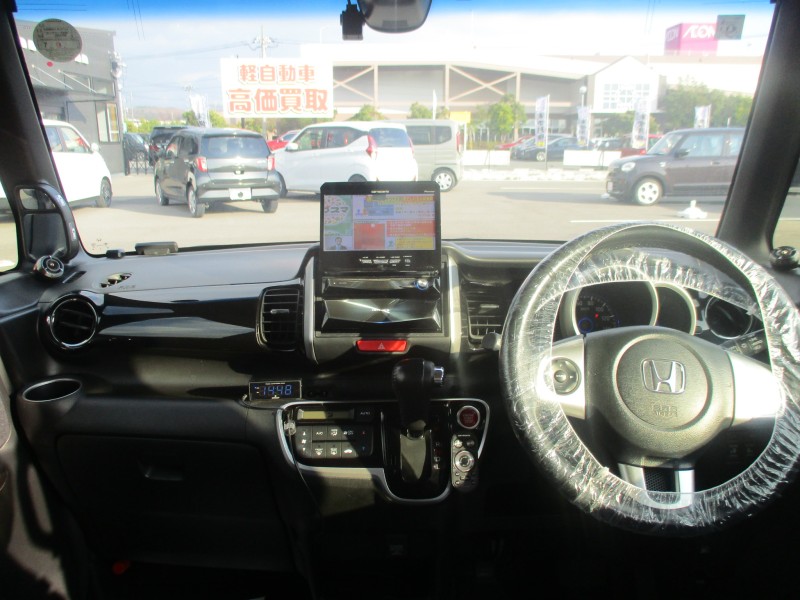 ホンダ N BOX 12枚目