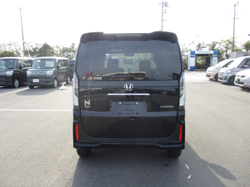 ホンダ N BOX 3枚目