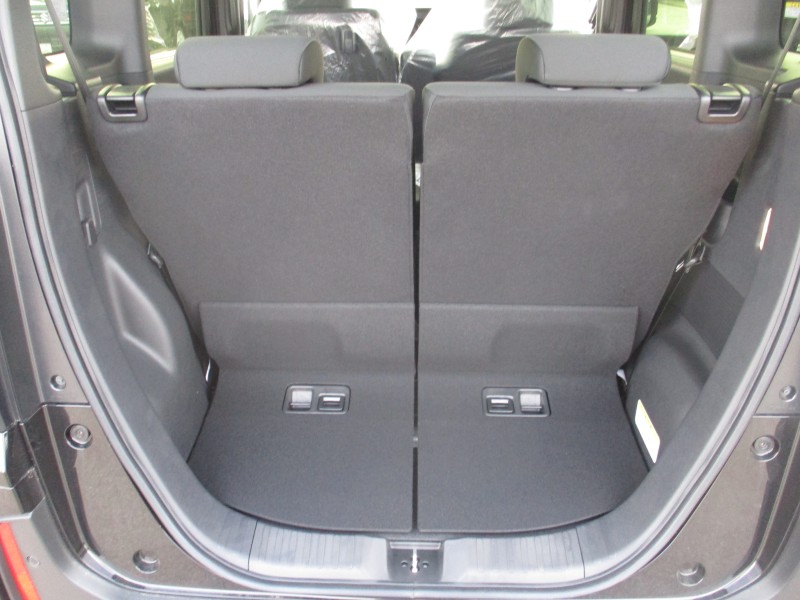 ホンダ N BOX 6枚目