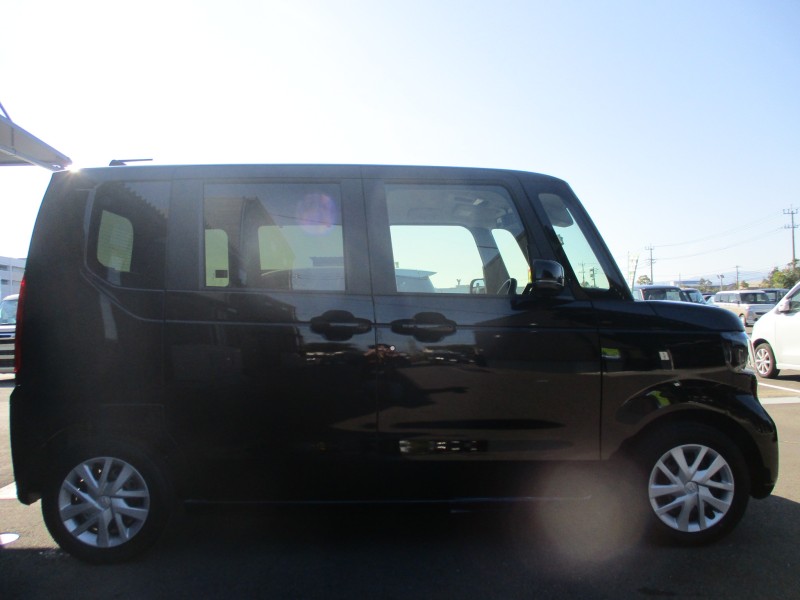 ホンダ N BOX 2枚目