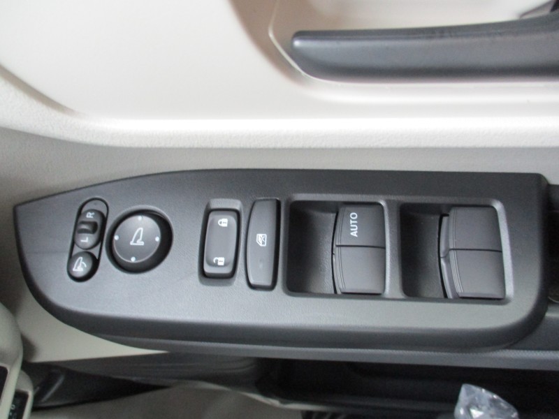 ホンダ N BOX 18枚目