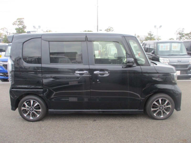 ホンダ N BOX 3枚目