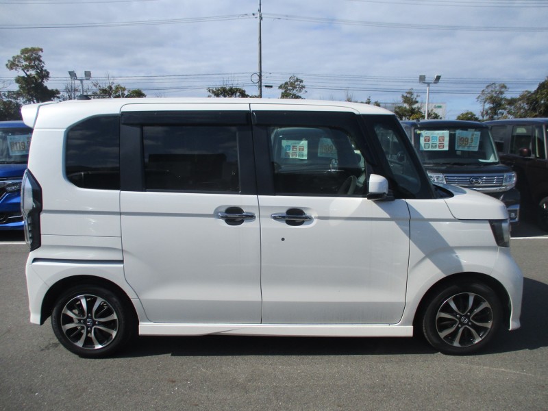 ホンダ N BOX 3枚目