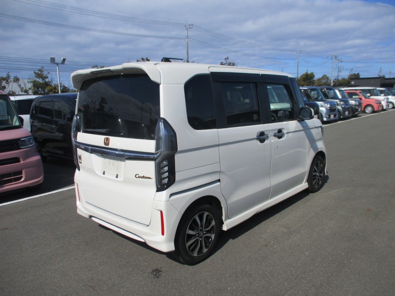 ホンダ N BOX 4枚目