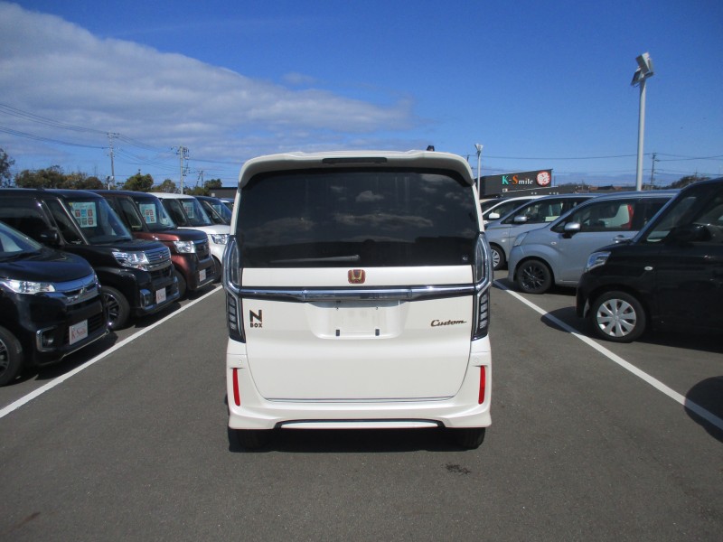 ホンダ N BOX 5枚目