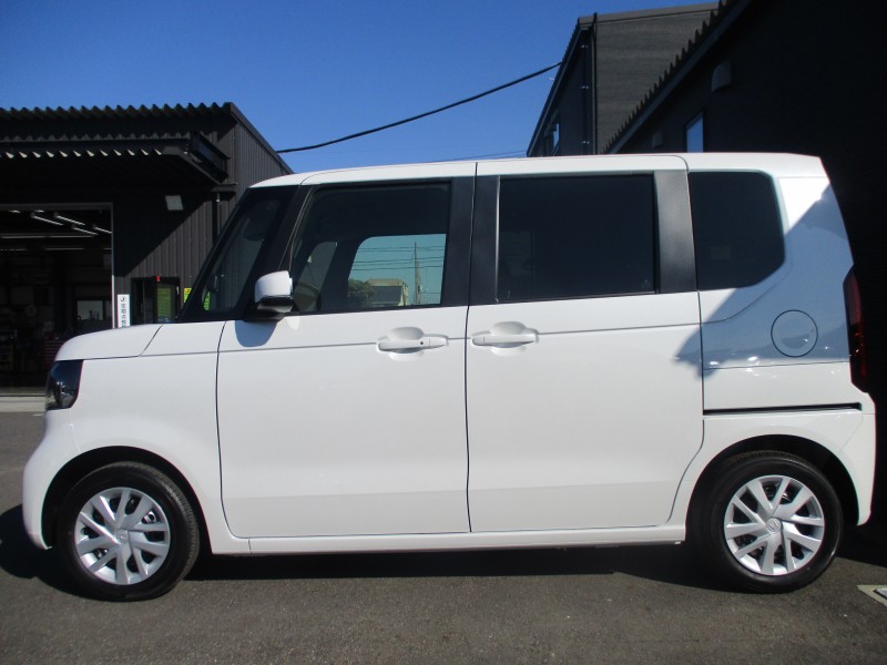 ホンダ N BOX 3枚目