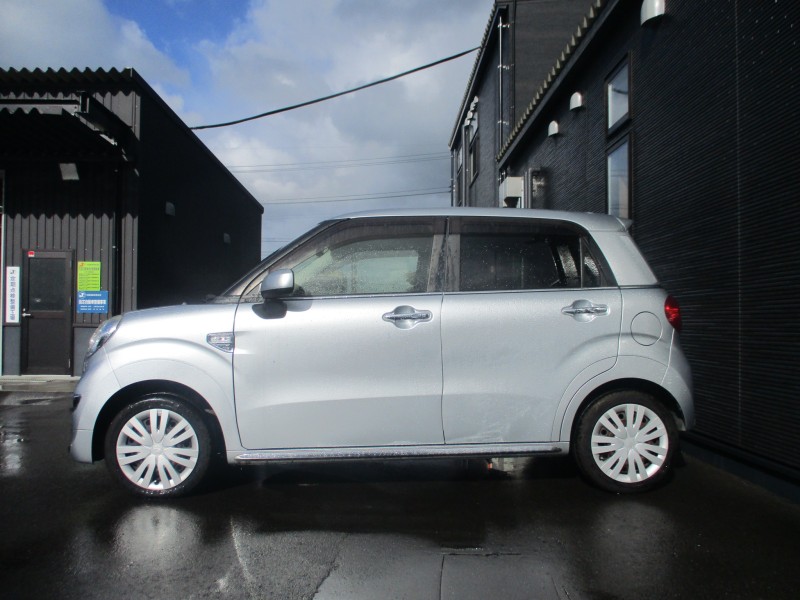 ダイハツ キャストスタイル 4枚目