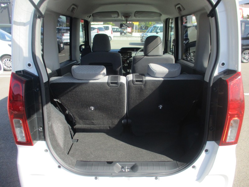 ダイハツ タント 9枚目