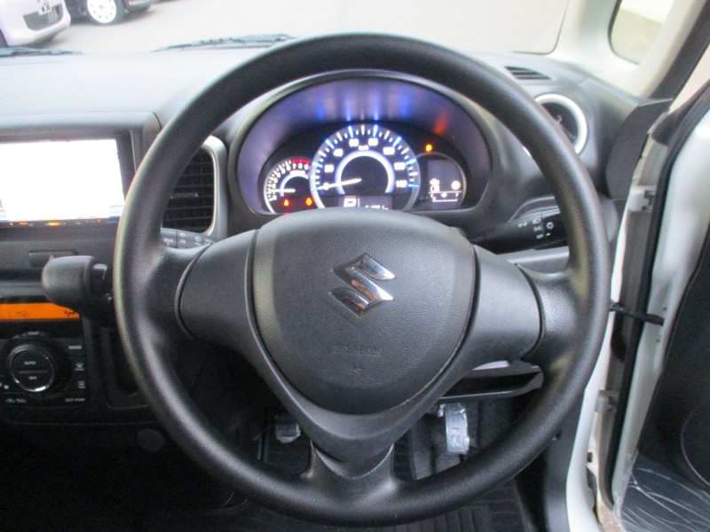 スズキ スペーシア 13枚目