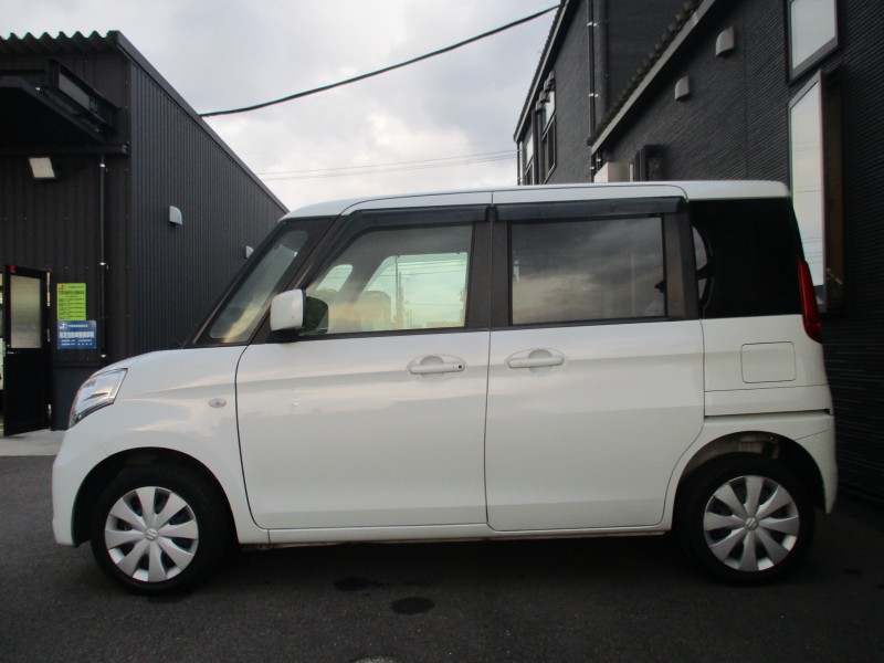 スズキ スペーシア 4枚目