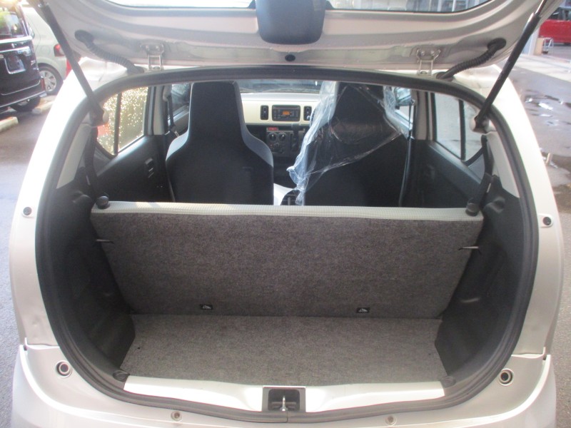 スズキ アルト 6枚目