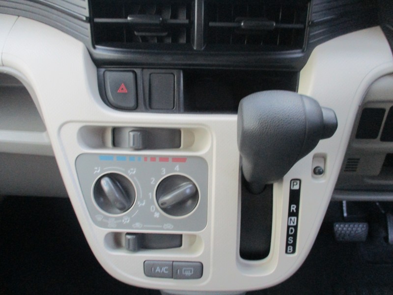 ダイハツ ムーヴ 15枚目