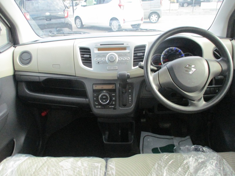 スズキ ワゴンR 12枚目