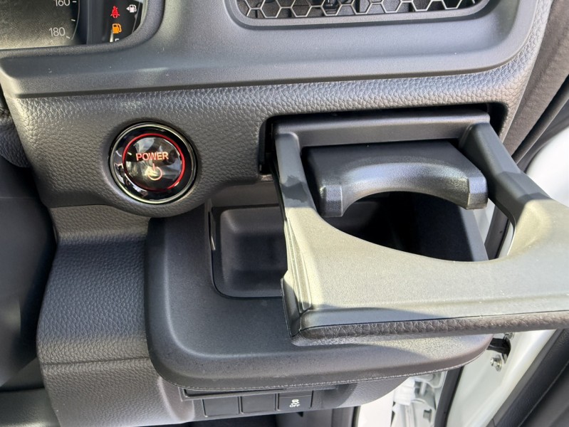 ホンダ ステップワゴンスパーダ 19枚目