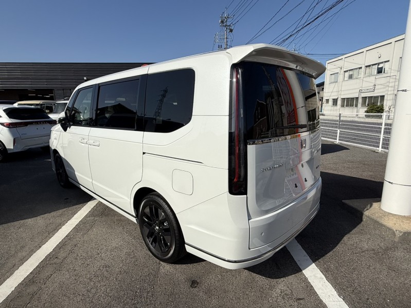 ホンダ ステップワゴンスパーダ 5枚目