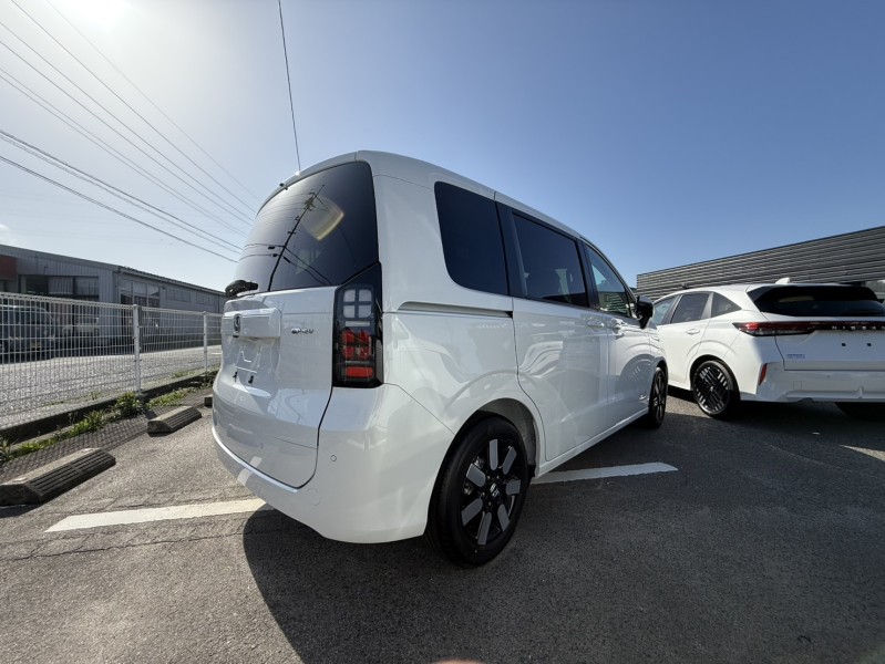 ホンダ フリード 2枚目